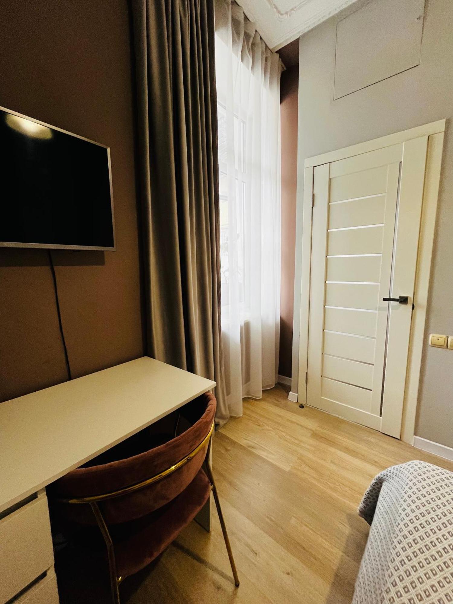 Iren Smart Apartment Lwów Zewnętrze zdjęcie